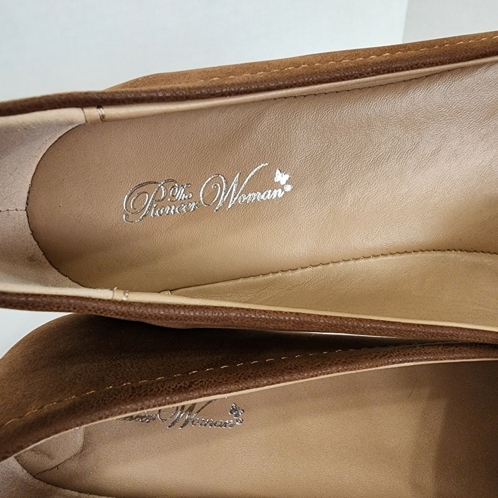 The Pioneer Woman Brown Floral Embroidered Ballet Flats US 10M EUC - Picture 9 of 12
